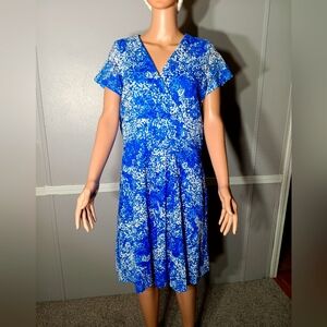 Size 14 petite blue dress.